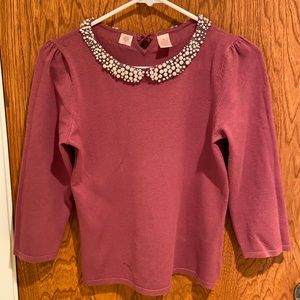 Mauve 3/4 sleeve sweater with pearled collar